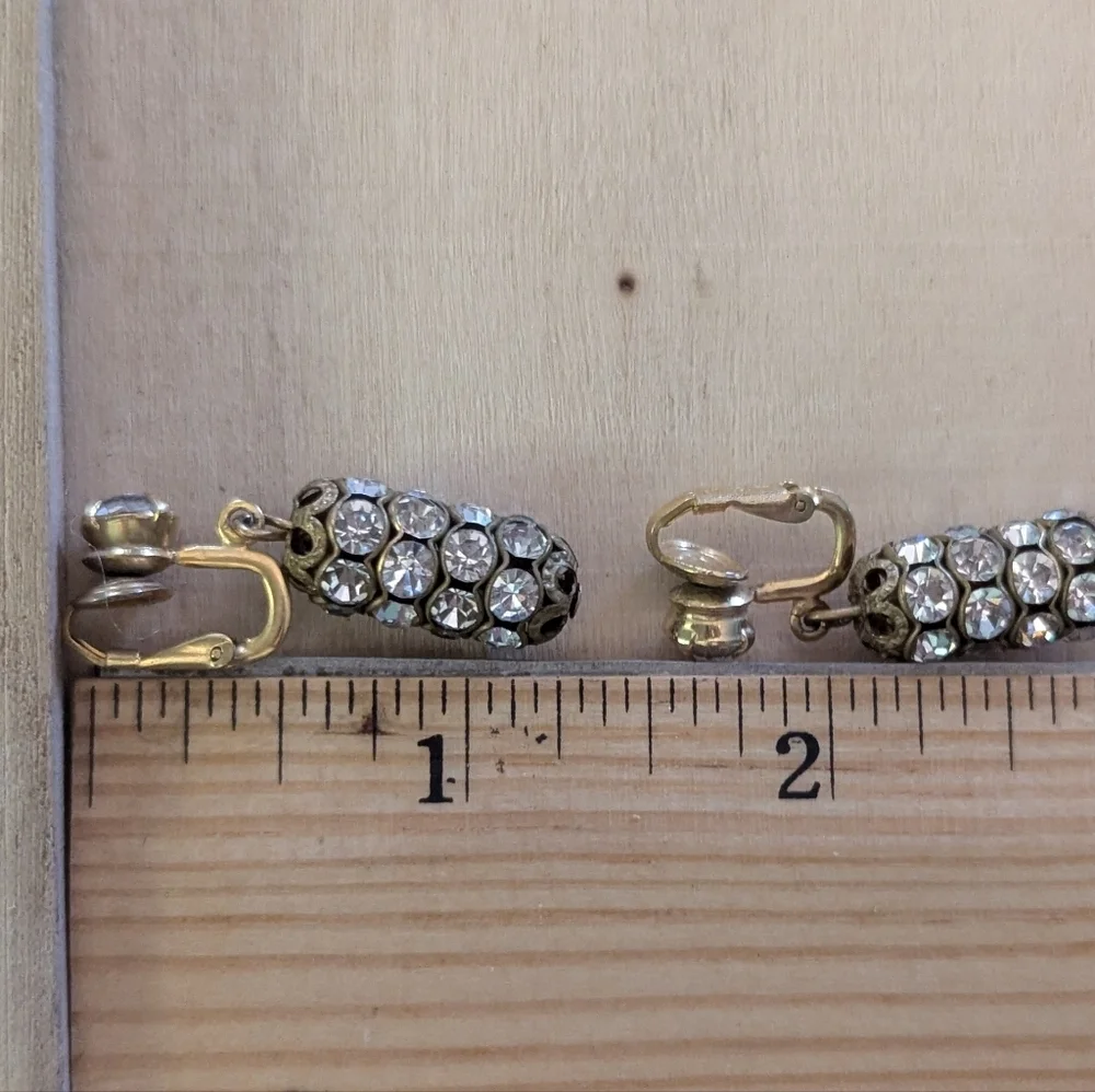 Vintage Earrings Goldtone Clear Rhinestones Crystal Glamour Screwback